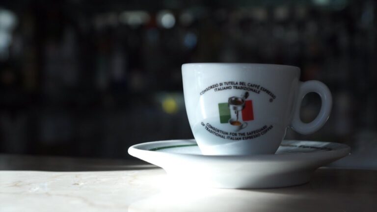 Caffè Espresso Italiano: L&#8217;Arte dell&#8217;Espresso Perfetto